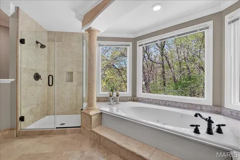 $875,000 | 17601 Burnham Court, Chesterfield, MO 63005