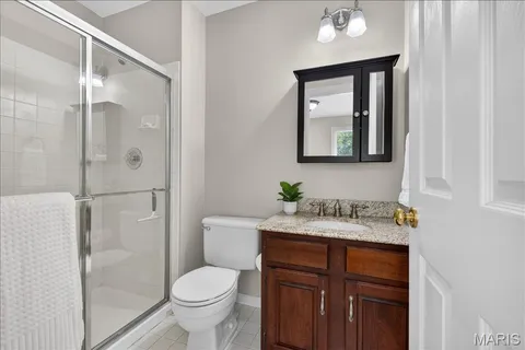 $875,000 | 17601 Burnham Court, Chesterfield, MO 63005