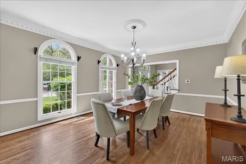 $875,000 | 17601 Burnham Court, Chesterfield, MO 63005