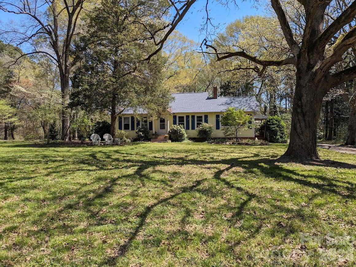 5219 Crow Road Monroe, NC 28112 - Photo 2 of 12
