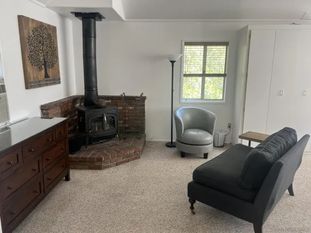 $1,600 | 3870 Crescent Julian Ca, Julian, CA 92036