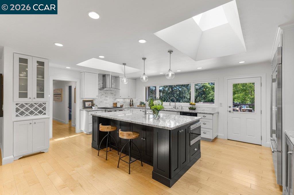 189 Oak Road Alamo, CA 94507 - Photo 11 of 86