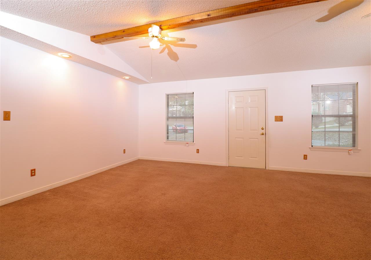 253 Maple Circle Daphne, AL 36526 - Photo 3 of 15