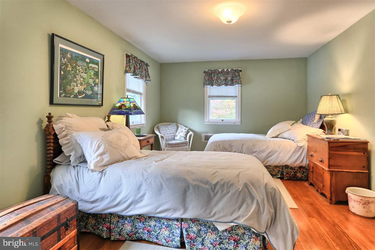 2300 Edgewood Road Harrisburg, PA 17104 - Photo 20 of 25 Gallery Image 20