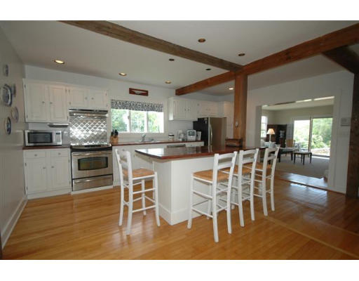 645 Main Street Boxford, MA 01921 - Photo 3 of 23