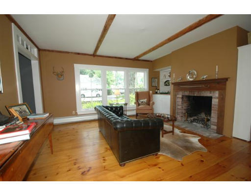 645 Main Street Boxford, MA 01921 - Photo 6 of 23