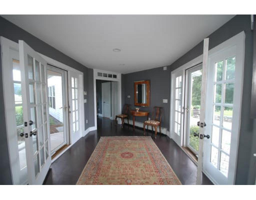 645 Main Street Boxford, MA 01921 - Photo 9 of 23
