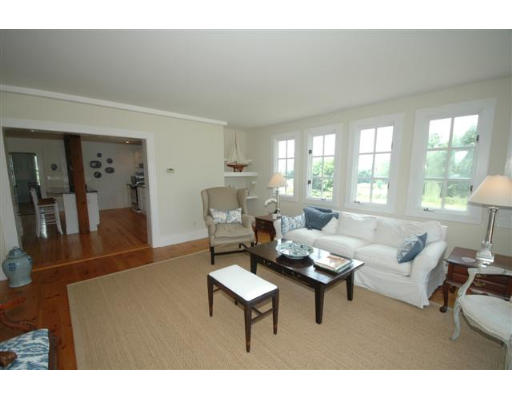 645 Main Street Boxford, MA 01921 - Photo 10 of 23