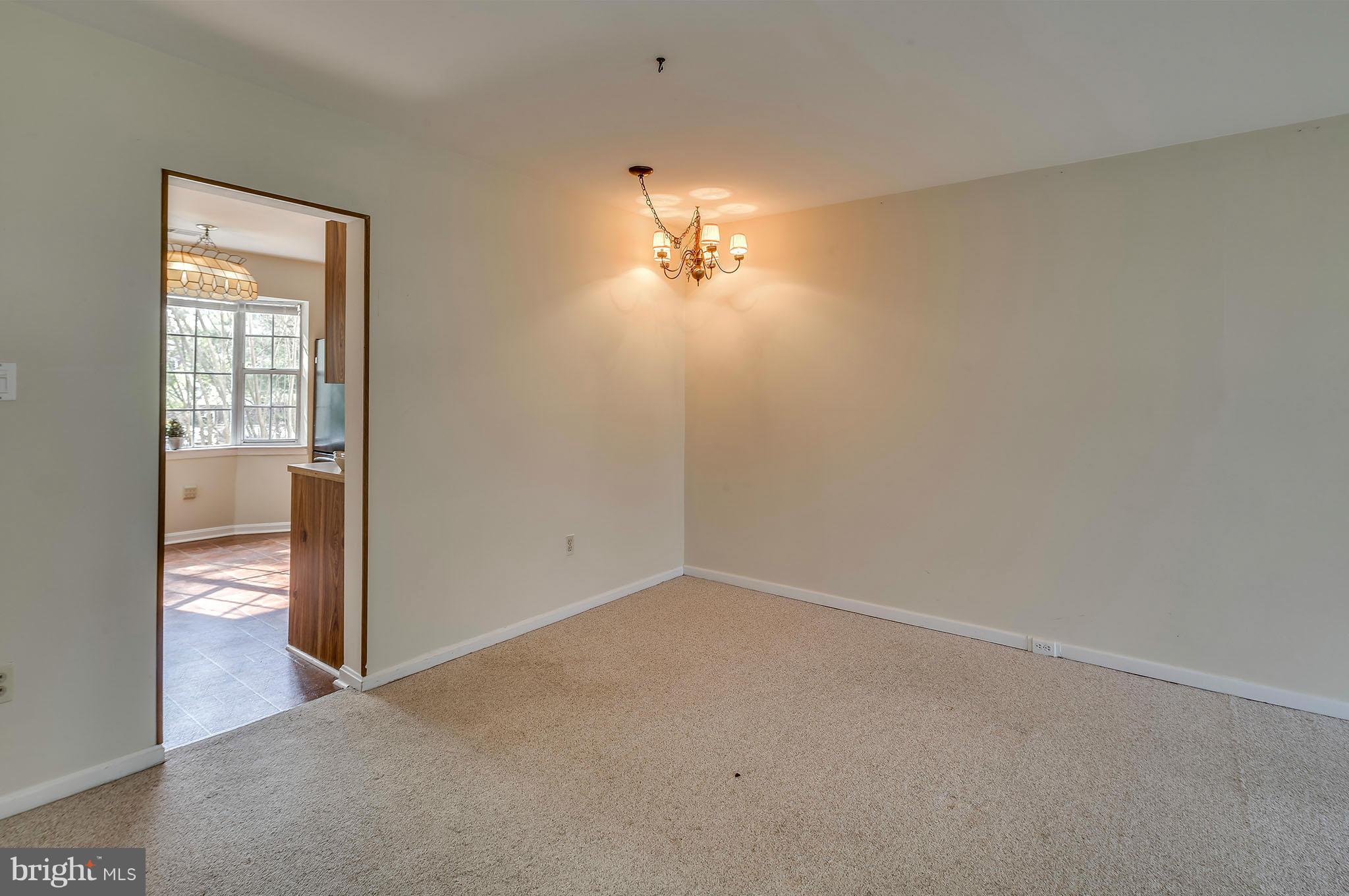1666 Ridgely Court Crofton, MD 21114 - Photo 6 of 24 Living/Dinning Room Combo