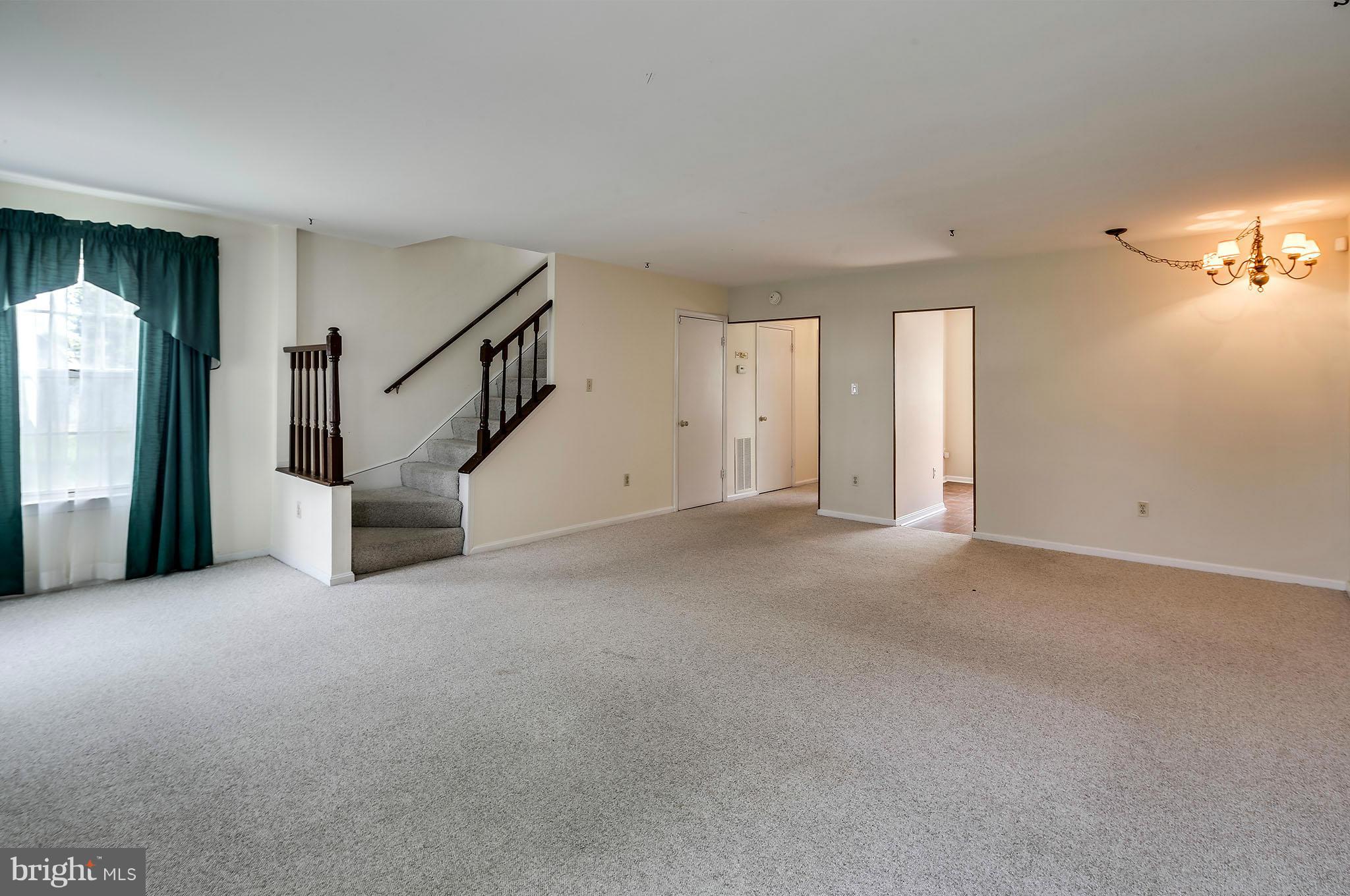 1666 Ridgely Court Crofton, MD 21114 - Photo 7 of 24 Living/Dinning Room Combo