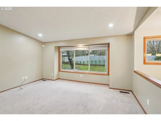 $490,000 | 1334 Northeast 155th Avenue, Portland, OR 97230