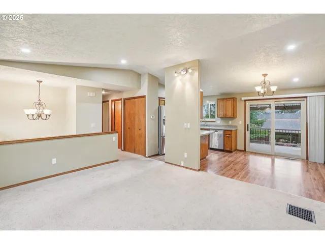 $490,000 | 1334 Northeast 155th Avenue, Portland, OR 97230