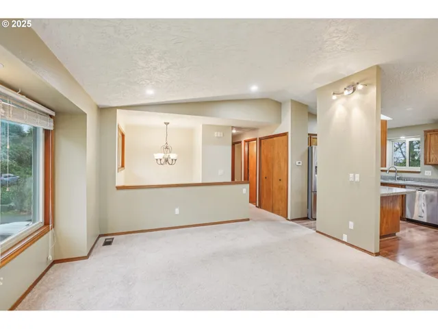 $490,000 | 1334 Northeast 155th Avenue, Portland, OR 97230