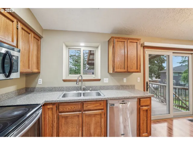 $490,000 | 1334 Northeast 155th Avenue, Portland, OR 97230