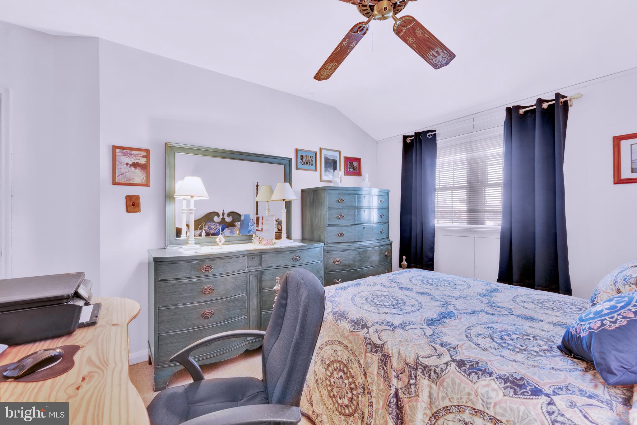 2810 Kirkleigh Road Dundalk, MD 21222 - Photo 23 of 28 2nd Bedroom