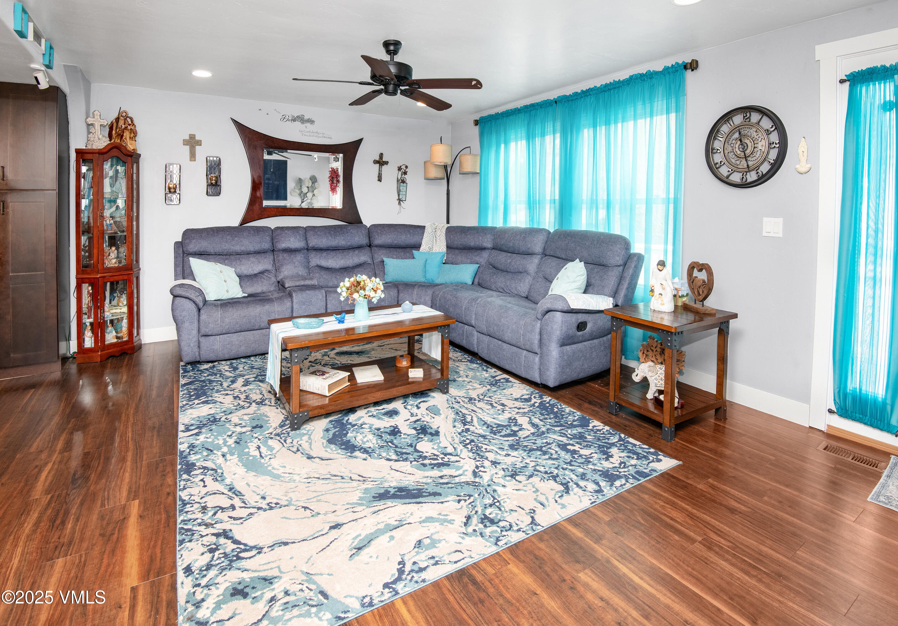 434 Porphyry Road Gypsum, CO 81637 - Photo 3 of 43 443-Porphyry-MLS_03