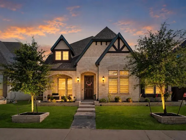 $869,000 | 12543 Mercer Parkway, Farmers Branch, TX 75234