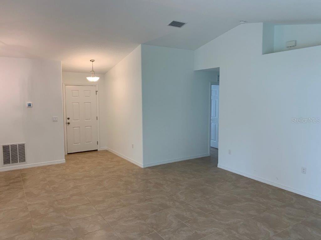 36 Renshaw Drive Palm Coast, FL 32164 - Photo 12 of 28
