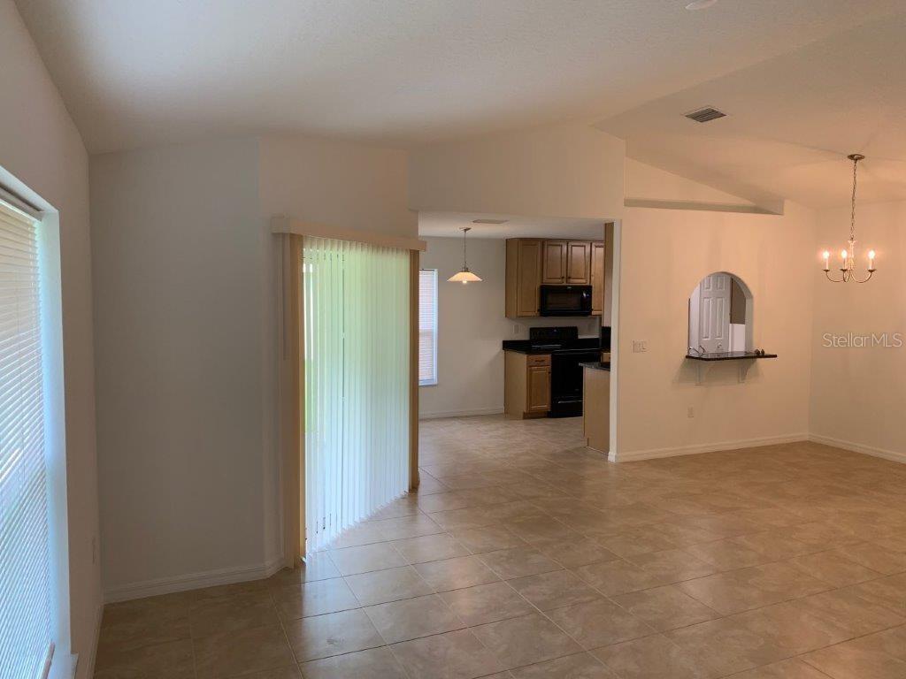 36 Renshaw Drive Palm Coast, FL 32164 - Photo 4 of 28