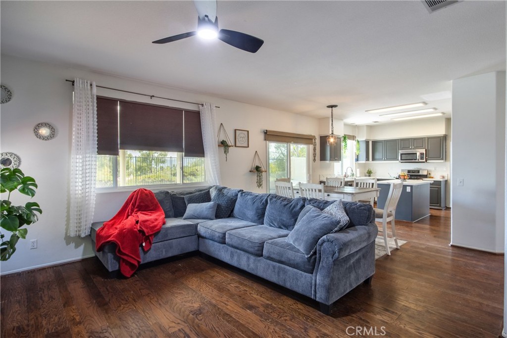 33219 Fox Road Temecula, CA 92592 - Photo 12 of 41