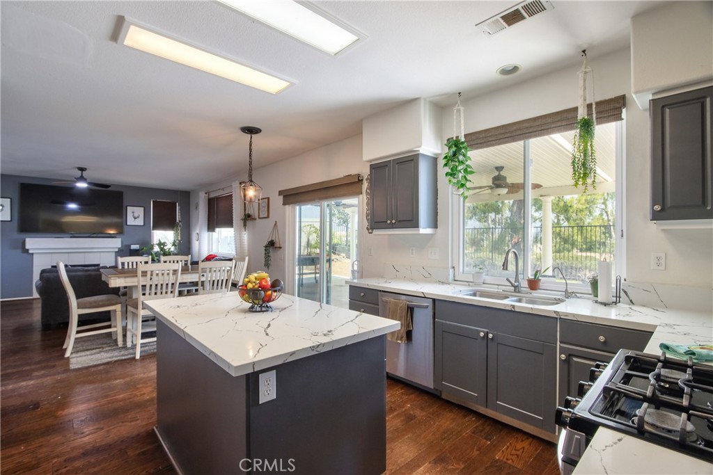 33219 Fox Road Temecula, CA 92592 - Photo 18 of 41