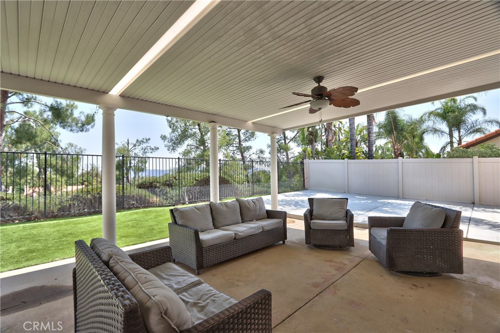 33219 Fox Road Temecula, CA 92592 - Photo 35 of 41