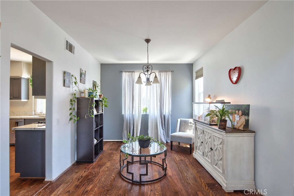 33219 Fox Road Temecula, CA 92592 - Photo 7 of 41