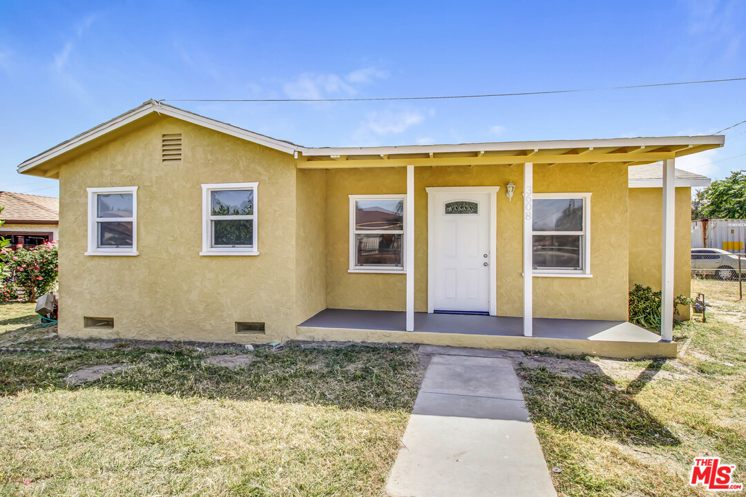 3608 Wallace Street Riverside, CA 92509 - Photo 1 of 12