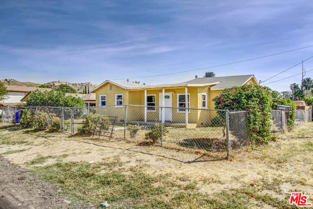 3608 Wallace Street Riverside, CA 92509 - Photo 3 of 12