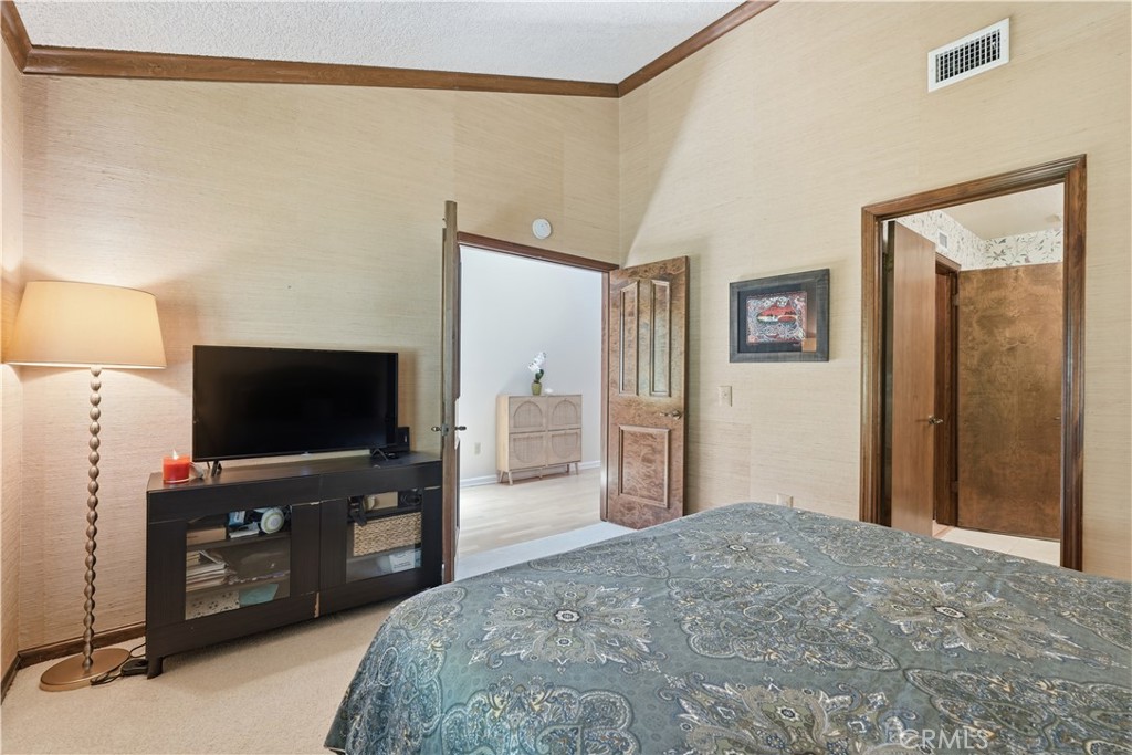 6257 Riviera Circle Long Beach, CA 90815 - Photo 34 of 55