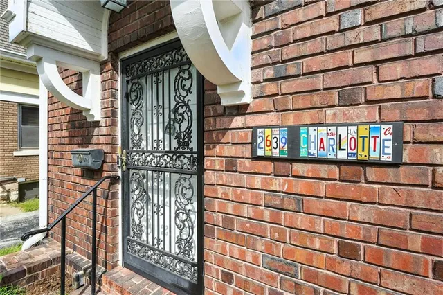 $399,000 | 2639 Charlotte Street, Kansas City, MO 64108