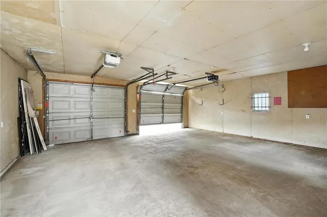 $399,000 | 2639 Charlotte Street, Kansas City, MO 64108