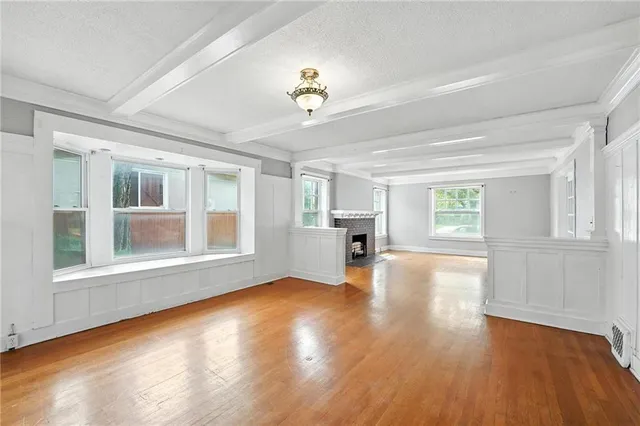 $399,000 | 2639 Charlotte Street, Kansas City, MO 64108