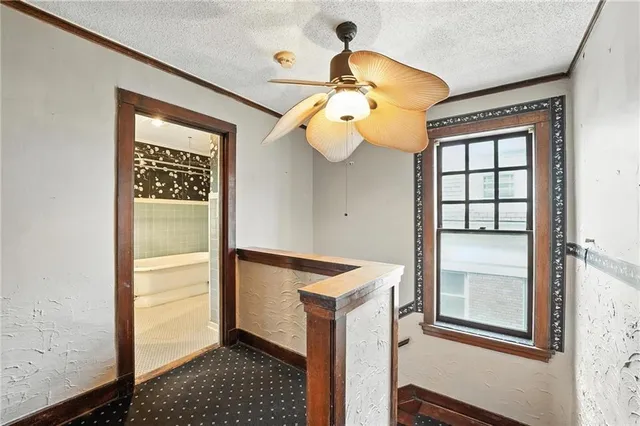 $399,000 | 2639 Charlotte Street, Kansas City, MO 64108