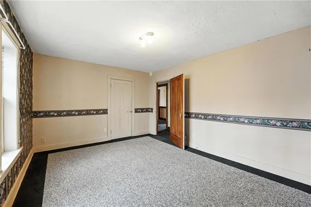 $399,000 | 2639 Charlotte Street, Kansas City, MO 64108