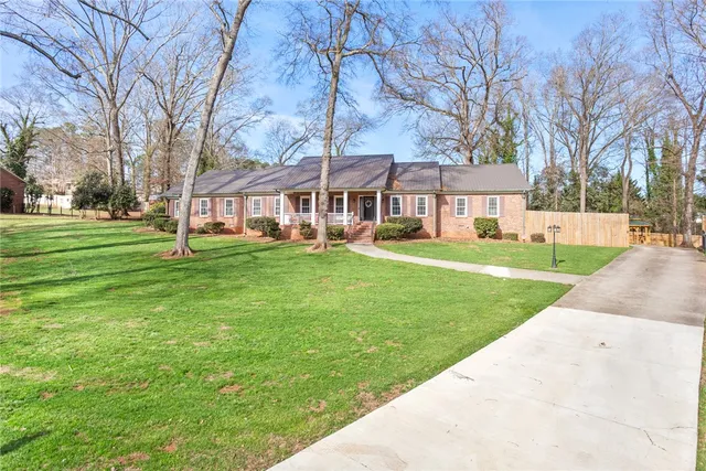 $575,000 | 117 Postelle Drive, Anderson, SC 29621