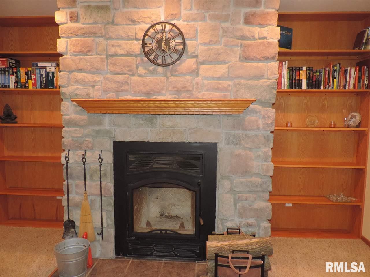 14100 Mennonite Church Road Pekin, IL 61554 - Photo 11 of 31 Gallery Image 11