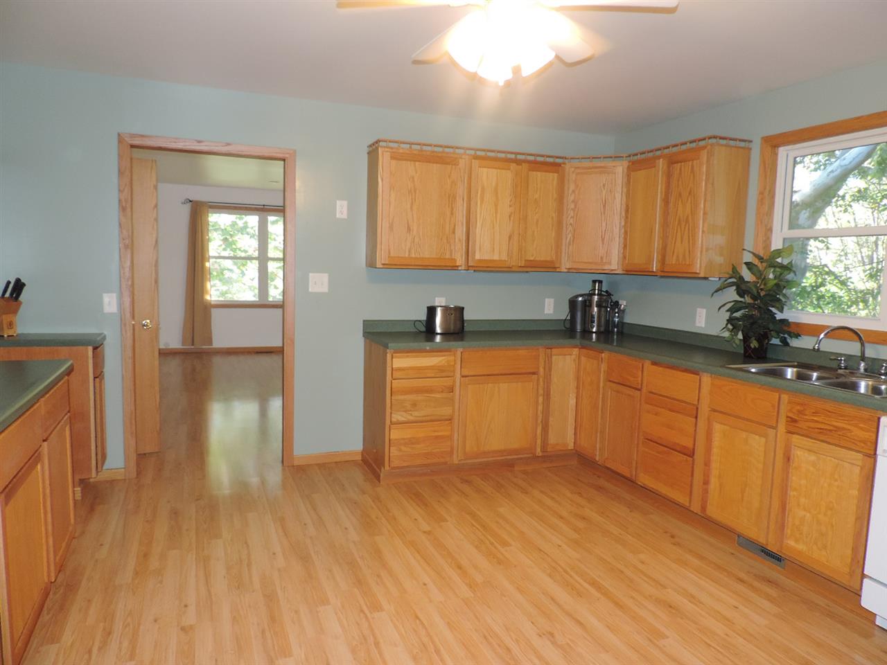 14100 Mennonite Church Road Pekin, IL 61554 - Photo 13 of 31 Gallery Image 13