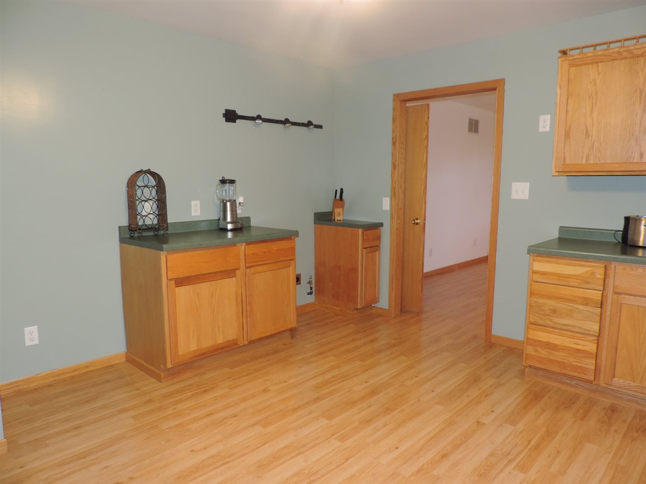 14100 Mennonite Church Road Pekin, IL 61554 - Photo 15 of 31 Gallery Image 15