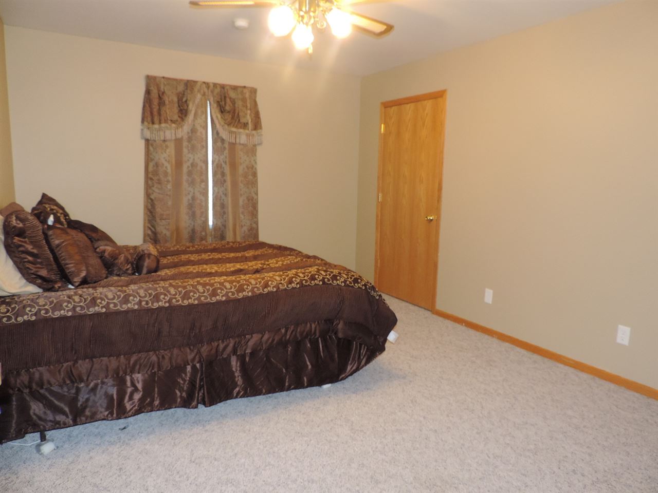 14100 Mennonite Church Road Pekin, IL 61554 - Photo 18 of 31 Gallery Image 18