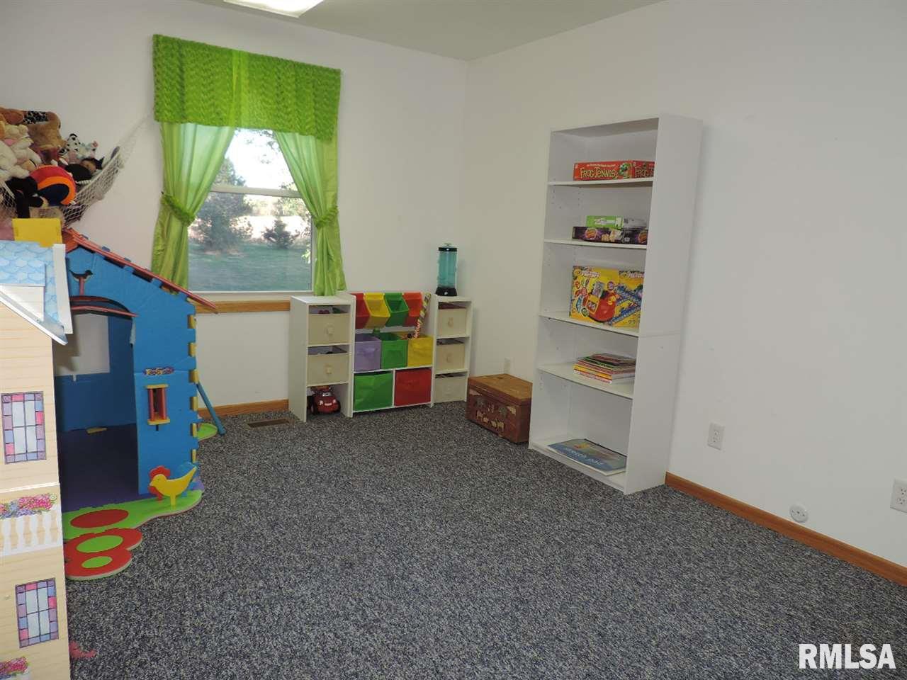 14100 Mennonite Church Road Pekin, IL 61554 - Photo 25 of 31 Gallery Image 25