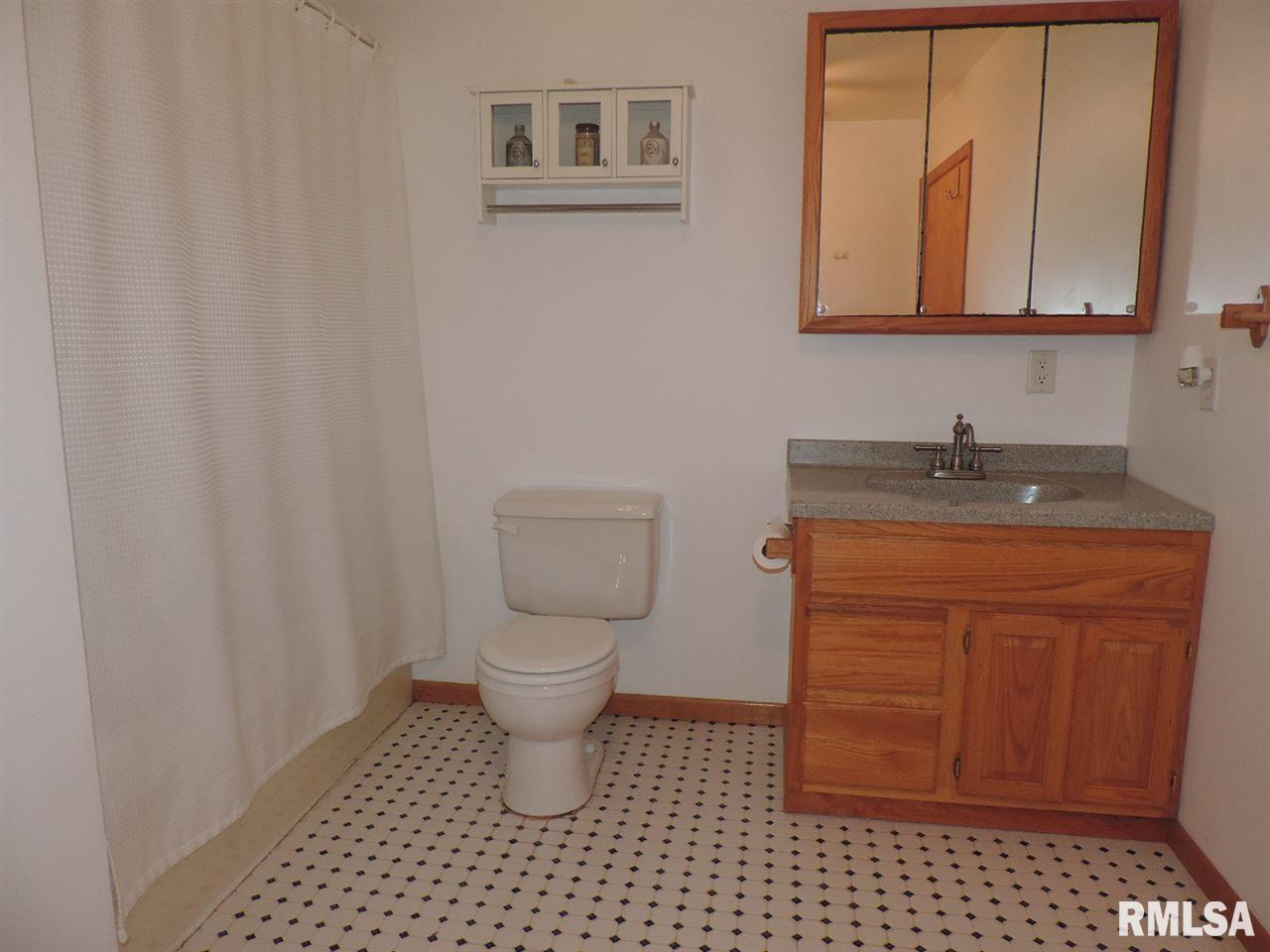 14100 Mennonite Church Road Pekin, IL 61554 - Photo 26 of 31 Gallery Image 26