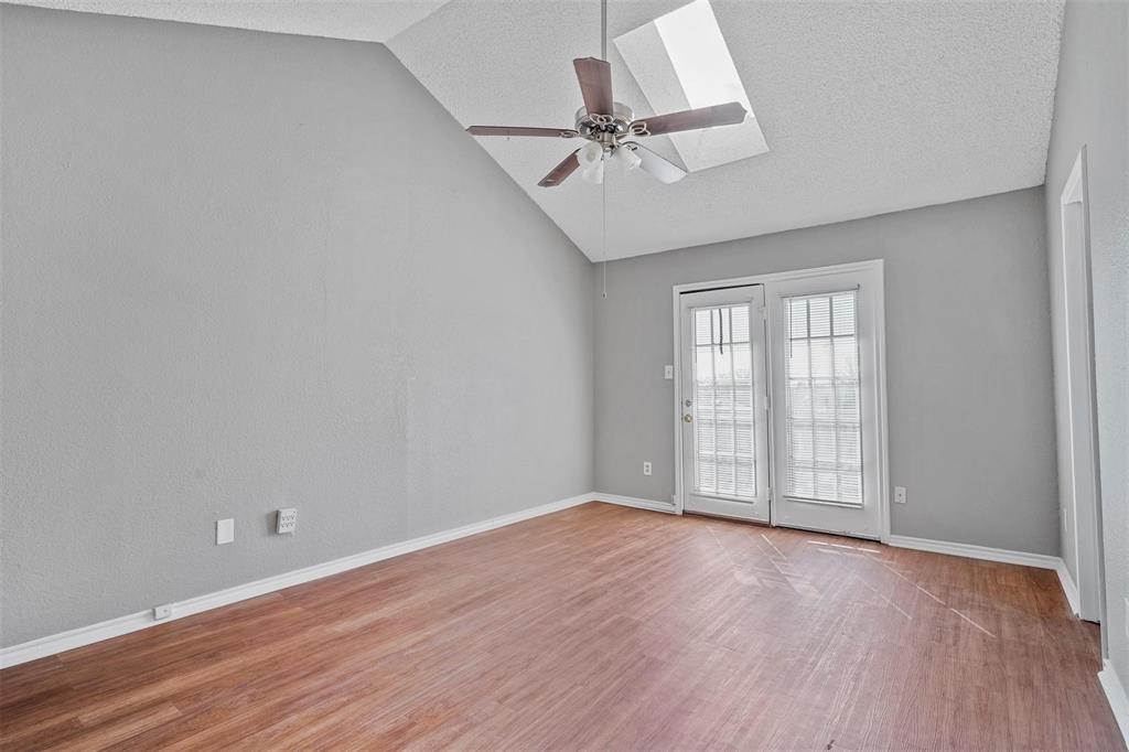 804 Custer Street Arlington, TX 76014 - Photo 15 of 21