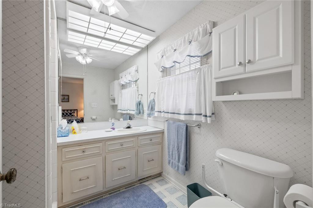 1401 Coventry Road High Point, NC 27262 - Photo 26 of 45 Gallery Image 26