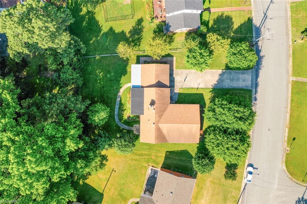 1401 Coventry Road High Point, NC 27262 - Photo 41 of 45 Gallery Image 41