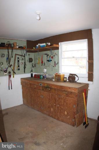 11417 Vale Road Oakton, VA 22124 - Photo 17 of 21 Workshop
