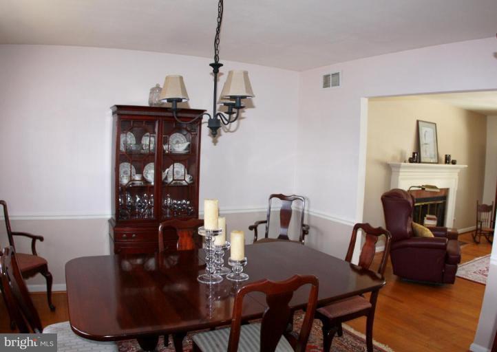 11417 Vale Road Oakton, VA 22124 - Photo 5 of 21 Dining Room #2