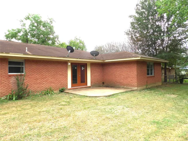 a backyard of a house