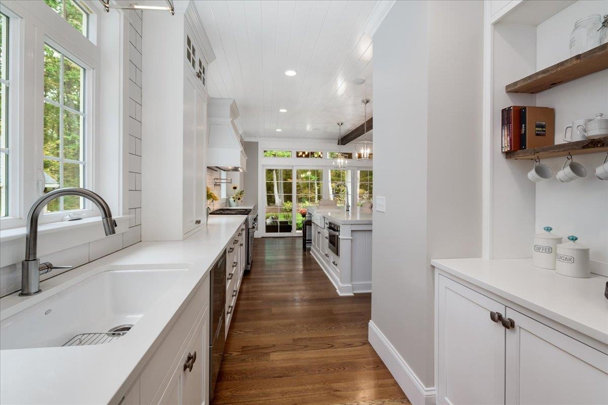 20 Wilson Road Windham, NH 03087 - Photo 5 of 40