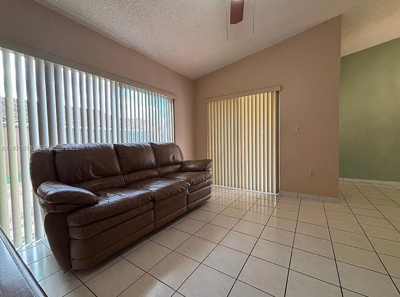 14642 Southwest 50th Terrace Miami, FL 33175 - Photo 15 of 31